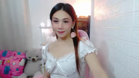 Snapshot of exotictssavie chatting on 12.06.24 exotictssavie online show from 12.06.24