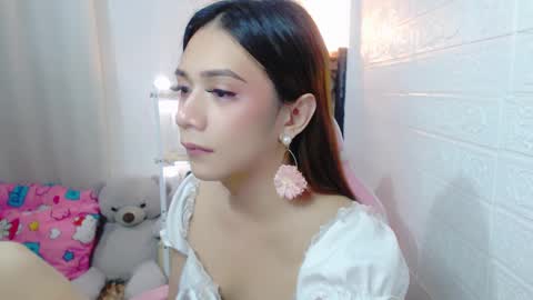 Snapshot of exotictssavie chatting on 12.06.24 exotictssavie online show from 12.06.24