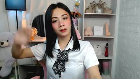 Snapshot of exotictssavie chatting on 03.02.25 exotictssavie online show from 03.02.25