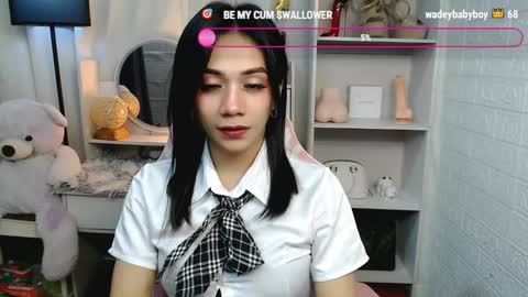 Snapshot of exotictssavie chatting on 03.09.25 exotictssavie online show from 03.09.25