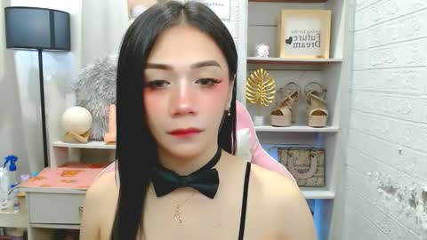 Snapshot of exotictssavie chatting on 11.12.25 exotictssavie online show from 11.12.25