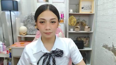 Snapshot of exotictssavie chatting on 02.05.26 exotictssavie online show from 02.05.26