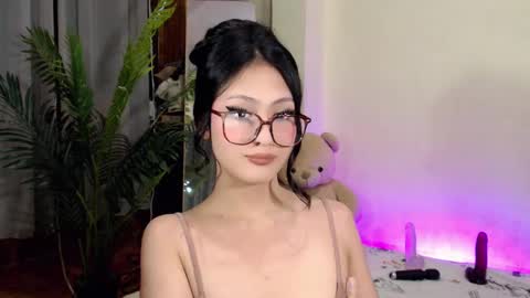 Snapshot of expensive_candyx chatting on 01.12.25 Candy online show from 01.12.25