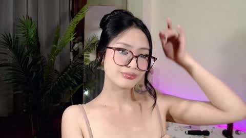 Snapshot of expensive_candyx chatting on 01.29.25 Candy online show from 01.29.25