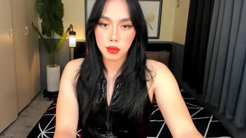 Snapshot of expensivec4ndy chatting on 09.26.25 Suki online show from 09.26.25