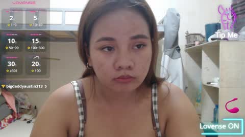 Snapshot of expnsivelj chatting on 04.04.26 expnsivelj online show from 04.04.26