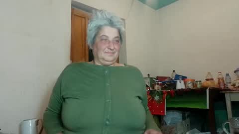 Snapshot of exquisitemature chatting on 01.06.25 ExquisiteMature online show from 01.06.25