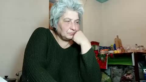 Snapshot of exquisitemature chatting on 02.13.25 ExquisiteMature online show from 02.13.25