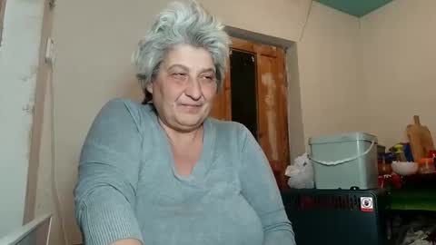 Snapshot of exquisitemature chatting on 02.18.25 ExquisiteMature online show from 02.18.25