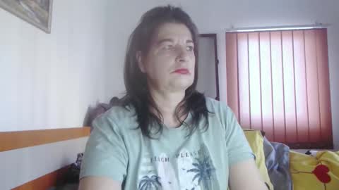 Snapshot of extasymature chatting on 10.29.25 ExtasyMature online show from 10.29.25