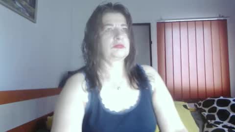 Snapshot of extasymature chatting on 11.04.25 ExtasyMature online show from 11.04.25