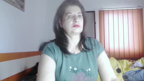 Snapshot of extasymature chatting on 11.16.25 ExtasyMature online show from 11.16.25