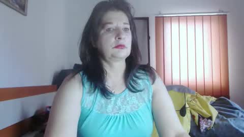 Snapshot of extasymature chatting on 11.22.25 ExtasyMature online show from 11.22.25