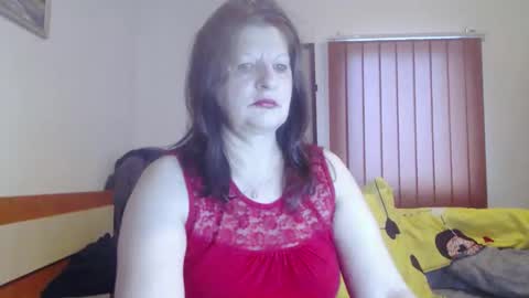 Snapshot of extasymature chatting on 11.27.25 ExtasyMature online show from 11.27.25