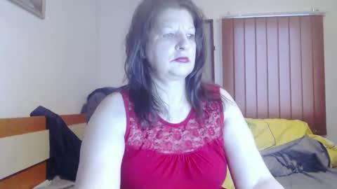 Snapshot of extasymature chatting on 11.29.25 ExtasyMature online show from 11.29.25