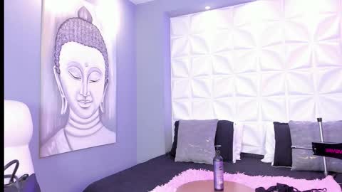 Nina online show from 03.11.26