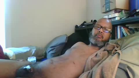 eyequee0007 online show from 09.28.25