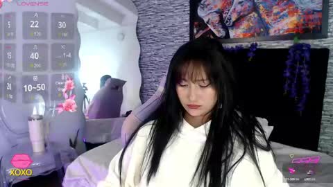 eyes moon online show from 06.02.26