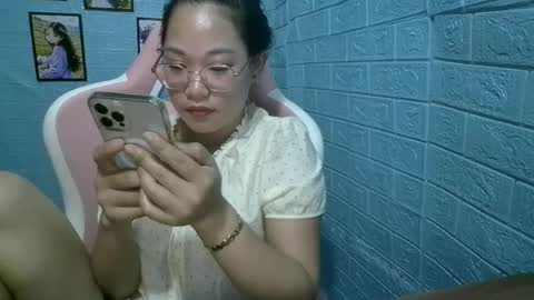 Snapshot of eyewet chatting on 06.28.26 Eye online show from 06.28.26