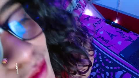 Snapshot of eyfy_bbs chatting on 12.20.24 Nadia online show from 12.20.24