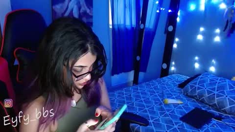 Snapshot of eyfy_bbs chatting on 12.26.24 Nadia online show from 12.26.24