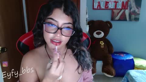 Snapshot of eyfy_bbs chatting on 02.27.25 Nadia online show from 02.27.25