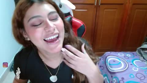 Snapshot of eyfy_bbs chatting on 11.20.25 Nadia online show from 11.20.25