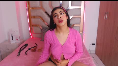 eylin_sofia online show from 01.28.25