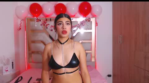 eylin_sofia online show from 02.15.25