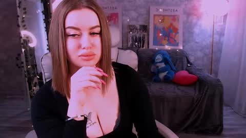 Snapshot of eyragail chatting on 03.26.26 eyragail online show from 03.26.26