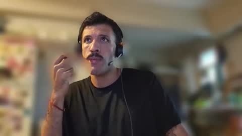 Snapshot of ezlajfer chatting on 03.19.26 venusah online show from 03.19.26