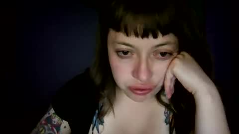 Snapshot of ezlngirl chatting on 01.14.25 Aimee online show from 01.14.25