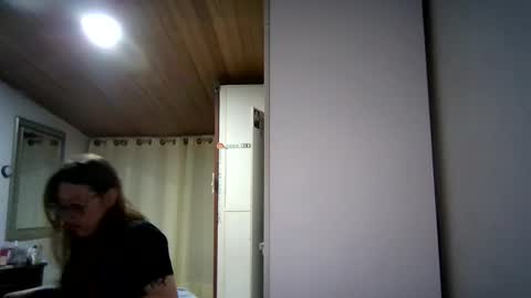 Snapshot of ezlngirl chatting on 04.27.26 Aimee online show from 04.27.26
