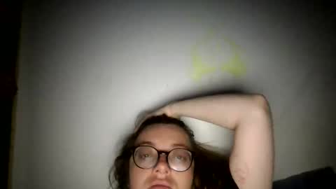 Snapshot of ezlngirl chatting on 05.13.26 Aimee online show from 05.13.26