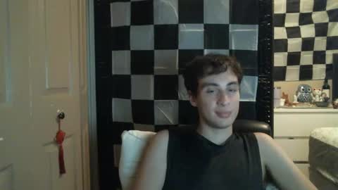 Ezra Naamah online show from 02.14.25