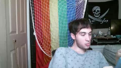 Ezra Naamah online show from 12.02.25