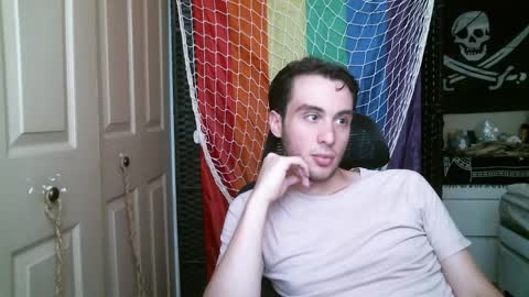 Ezra Naamah online show from 04.22.26