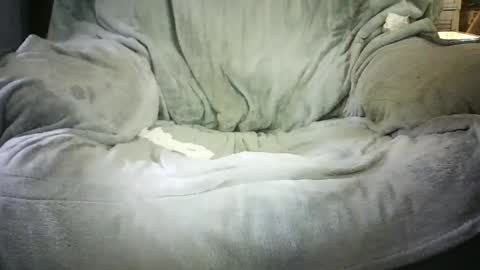 Snapshot of ezyleigh chatting on 01.16.25 Grant something something something something something online show from 01.16.25