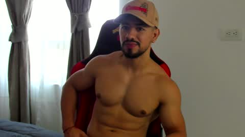 Ezzio Scolaro online show from 09.23.25