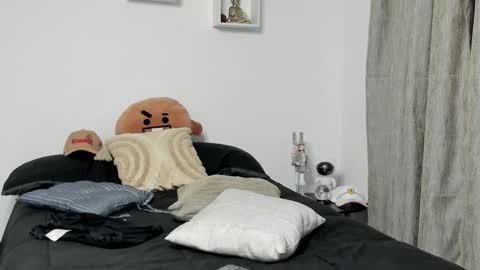 Ezzio Scolaro online show from 09.27.25