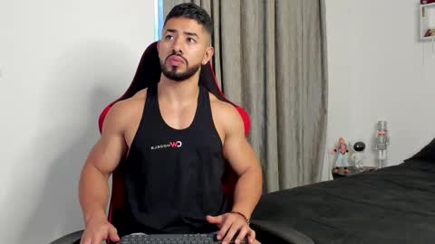 Ezzio Scolaro online show from 03.10.26