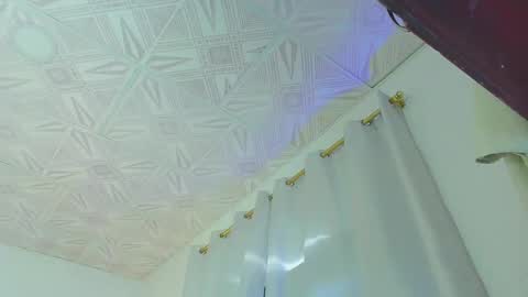 Snapshot of fabi_calde chatting on 01.11.25 fabi online show from 01.11.25