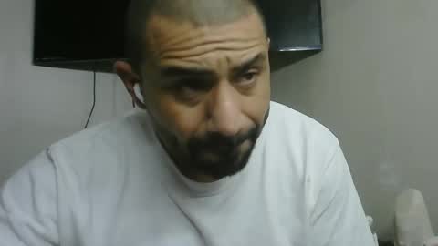 Mark online show from 02.05.25