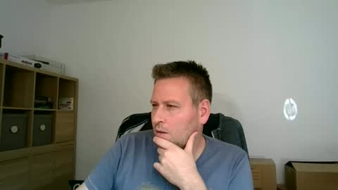 Snapshot of faer_087 chatting on 09.10.25 faer_087 online show from 09.10.25