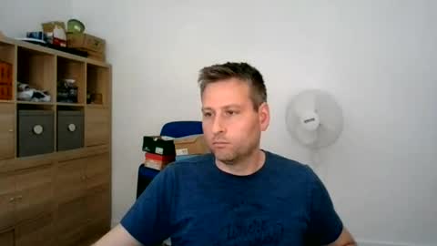 Snapshot of faer_087 chatting on 06.19.26 faer_087 online show from 06.19.26