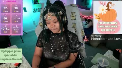 aisha online show from 11.25.25