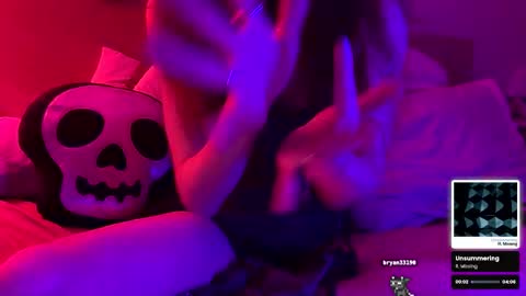 Snapshot of faewildz chatting on 11.16.25 Faewildz online show from 11.16.25