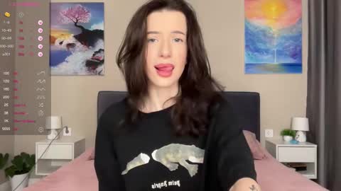 Snapshot of fairy_bloomix chatting on 01.28.25 Bloom  online show from 01.28.25