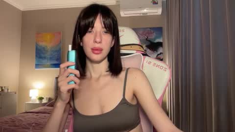 Snapshot of fairy_bloomix chatting on 09.27.25 Bloom  online show from 09.27.25