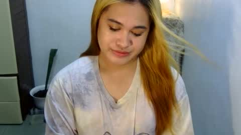 Snapshot of fairy_cuddle chatting on 03.18.26 call me shanaia online show from 03.18.26